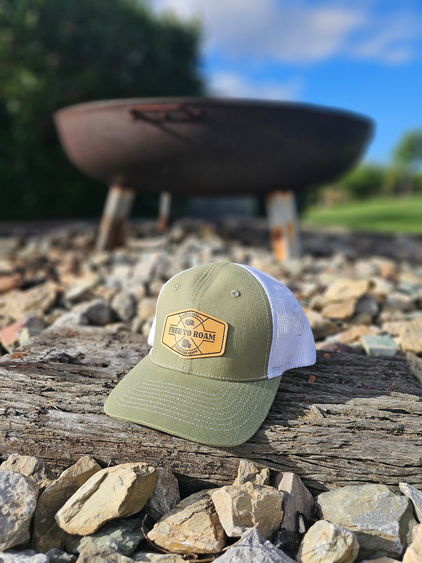 Adult Mesh Cap Classic Logo