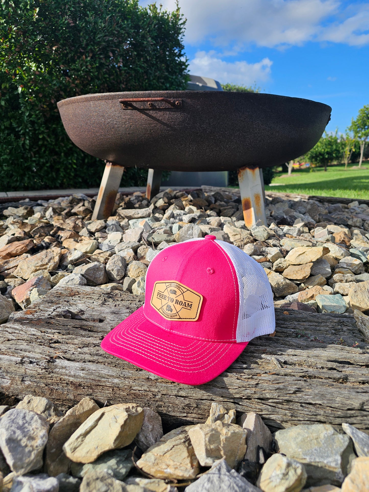 Adult Mesh Cap Classic Logo